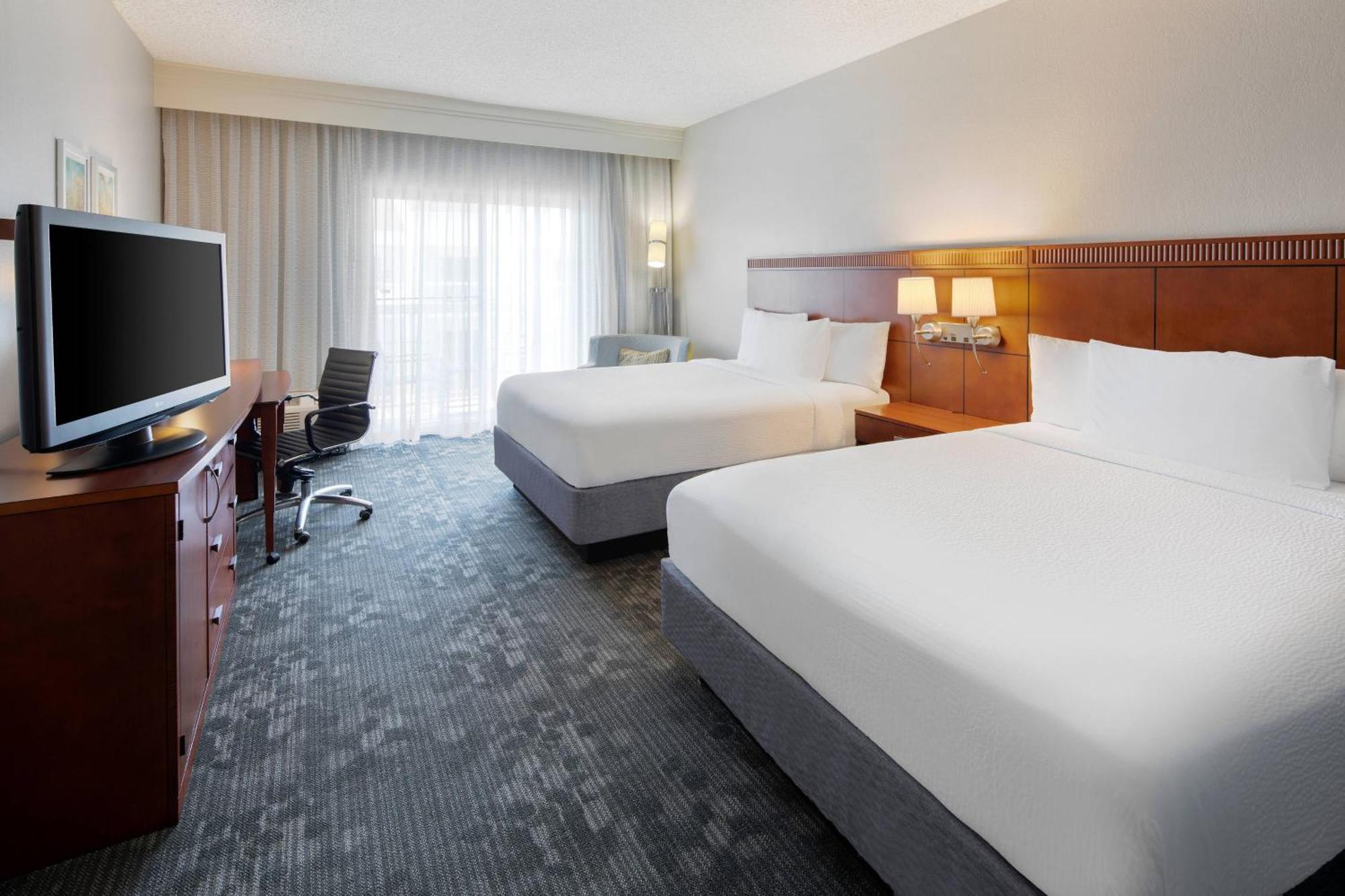 Courtyard Dallas Addison Midway Exterior foto